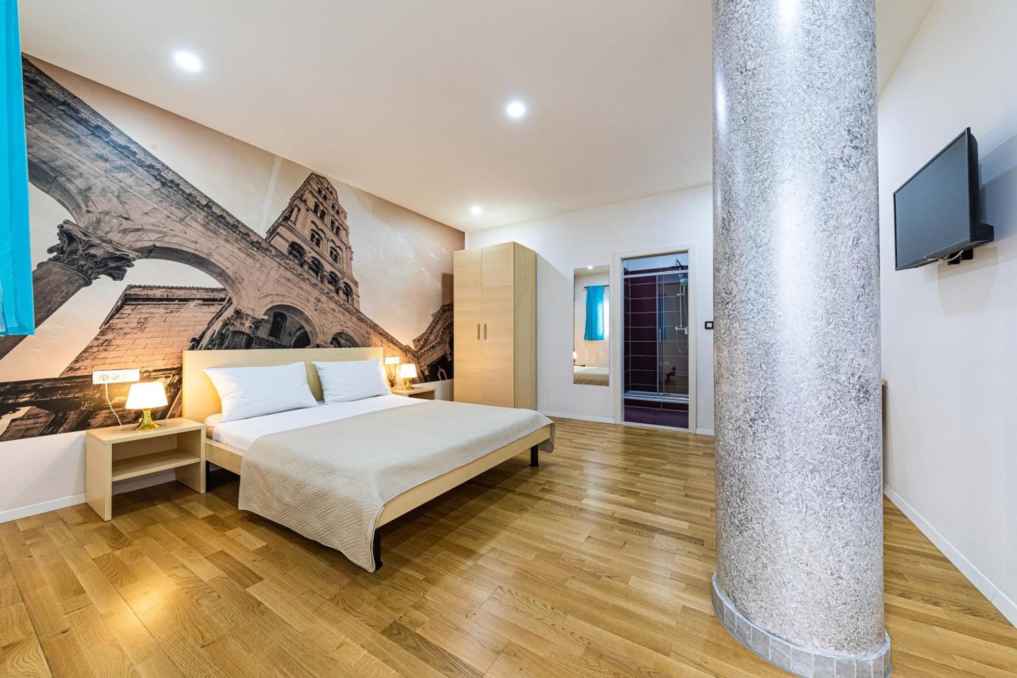 Split City Rooms Pensionat 3*