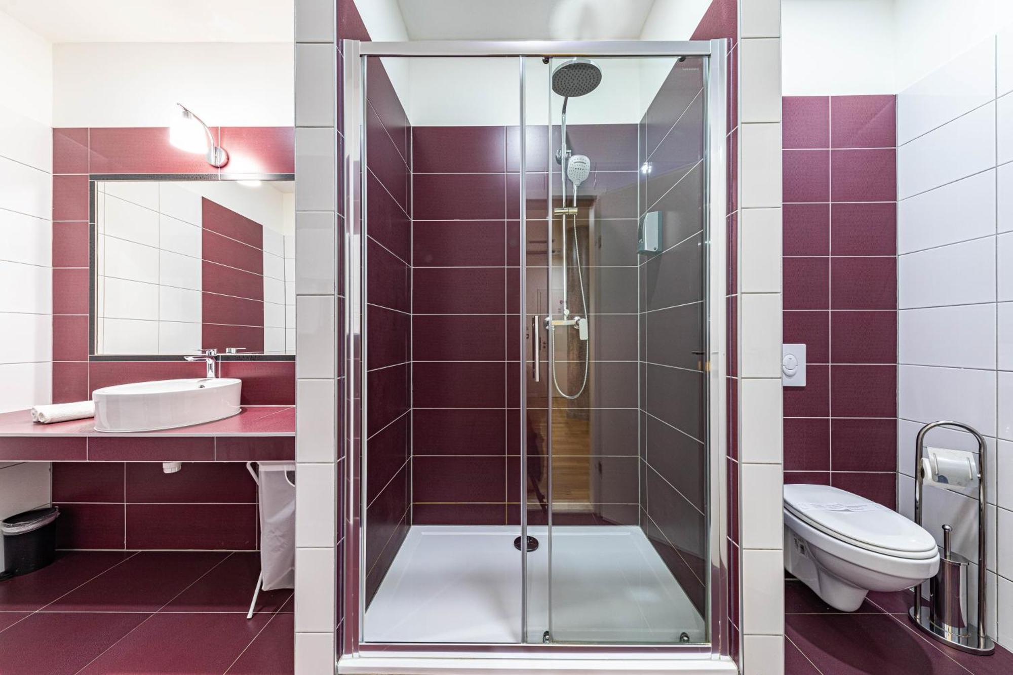 Split City Rooms Pensionat 3*